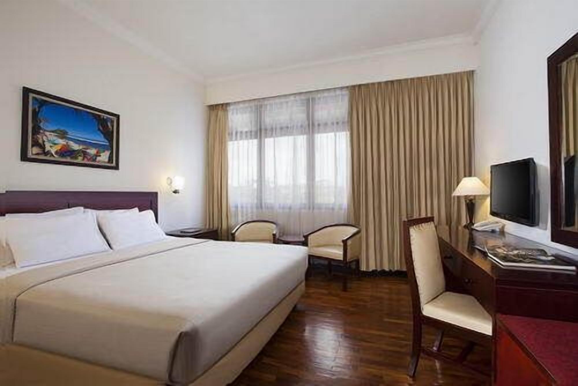 Mmugm Hotel Pakualaman Екстериор снимка