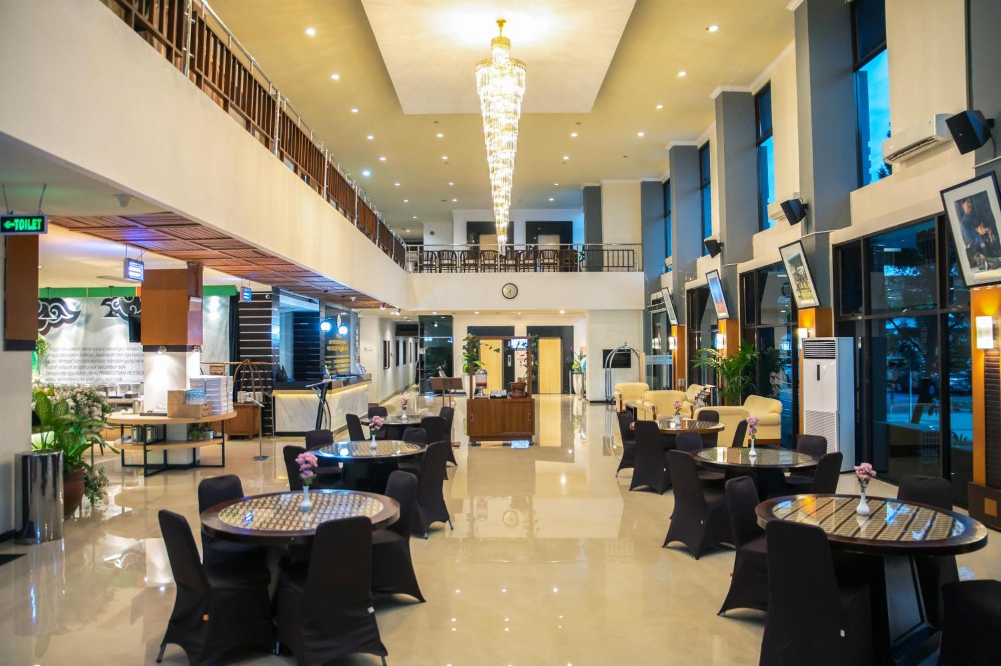 Mmugm Hotel Pakualaman Екстериор снимка
