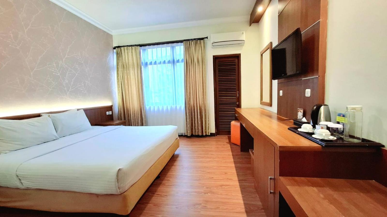 Mmugm Hotel Pakualaman Екстериор снимка