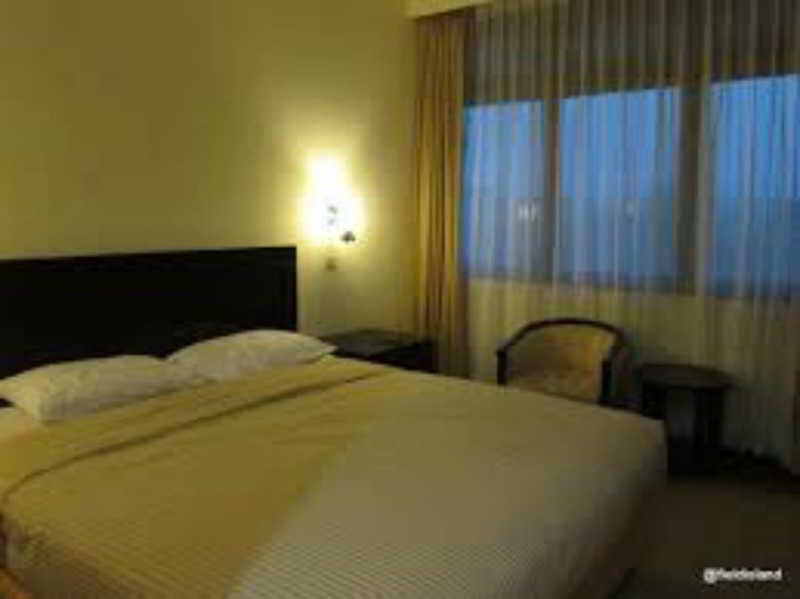Mmugm Hotel Pakualaman Екстериор снимка
